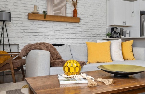 Columbus House | Happily Ever Astor - 3BD, 2BA, Modern Ranch