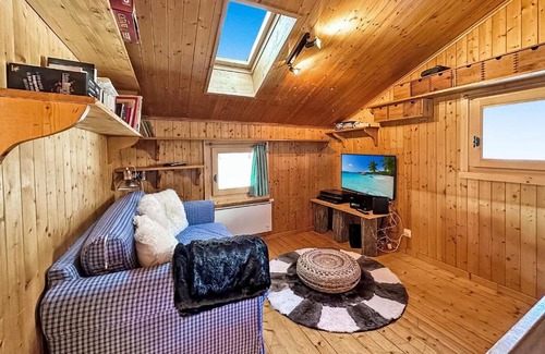 Bruson Ski Chalet | Happiness only!