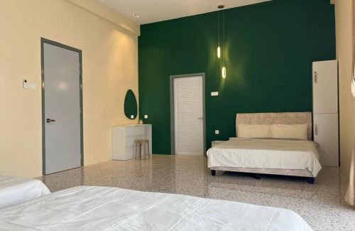 Ipoh House | Happiness Stay 20pax Karaoke & Snooker