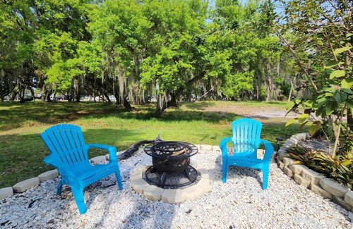 River Ranch RV Rental | Happy Campers Deluxe Campsite. No Rear Neighbors! 275