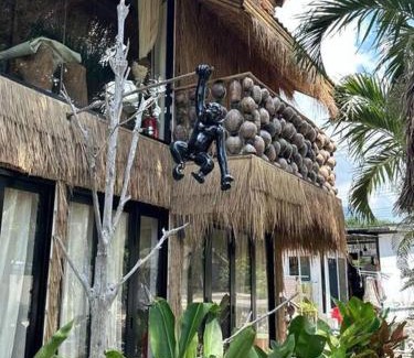 Hin Hong Apartment | Happy Coco Monkey