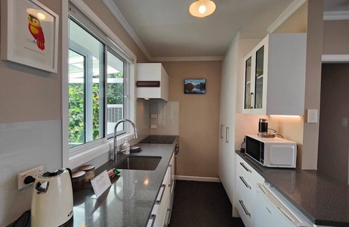 Te Anau House | Happy Days and Relaxing Stays