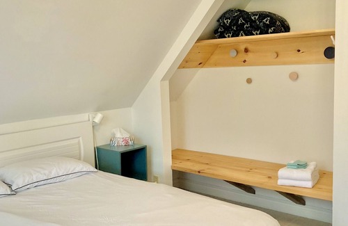 Marmora Cottage | Happy Daze River Retreat Cottage