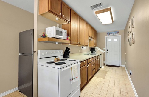 Wimberley House | Happy Hideaway I Hot tub, stargazing!