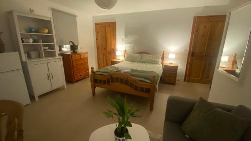 Ballydaniel House | Happy Hill Guesthouse