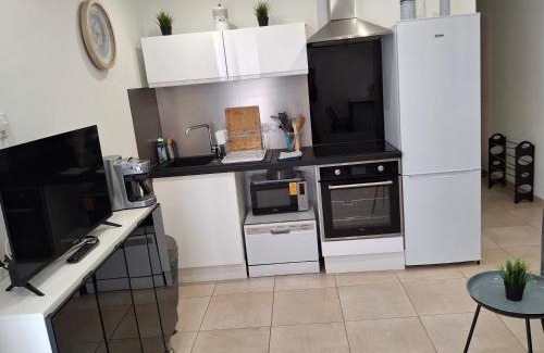 Lunel Apartment | HAPPY HoMe For You