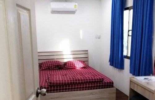 Racha Thewa House | Happy Home Hostel Suvarnabhumi