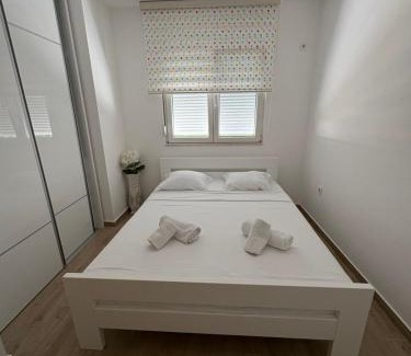 Mrcevac Apartment | HAPPY HOME