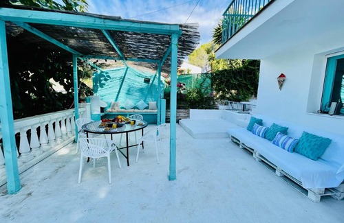 Vallpineda House | Happy Home with Pool and BBQ