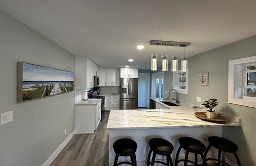 Sunset Beach Cottage | Happy Hour Cottage on Sunset Beach Treasure Island, FL. Steps from the Beach!