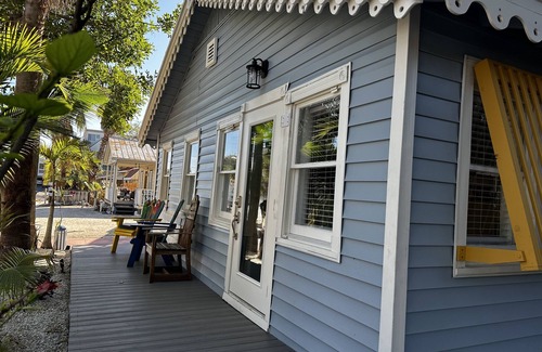 Sunset Beach Cottage | Happy Hour Cottage on Sunset Beach Treasure Island, FL. Steps from the Beach!