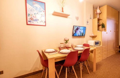 Castione della Presolana Apartment | Happy Guest Apartments Pink Mountain Presolana