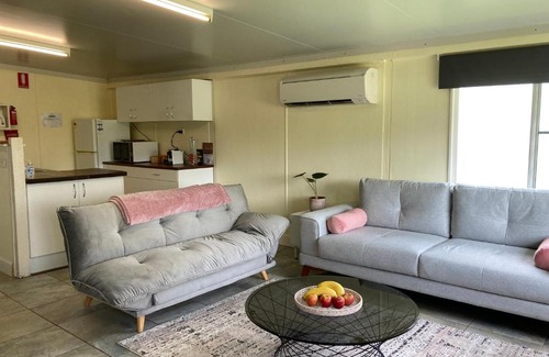 Stanthorpe House | Happy Pig Farm