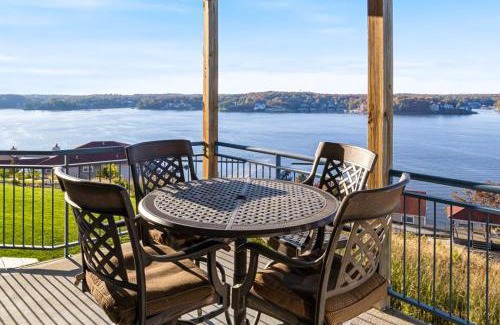 Lake Ozark Apartment | Happy Place, Unit 1A