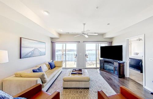 Lake Ozark Apartment | Happy Place, Unit 1A
