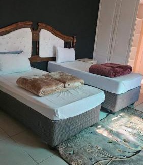 Klerksdorp House | Happy stay guest house in klerksdorp North West