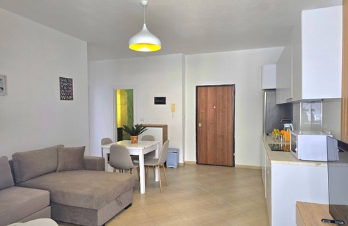 Golem Apartment | Happy Stay Qerret 097