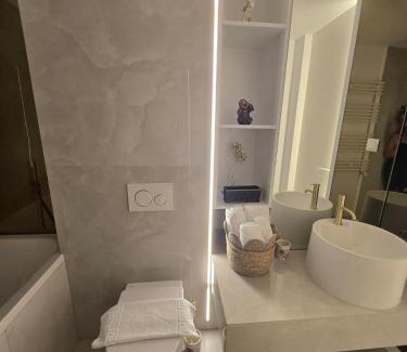 Pipera Apartment | Happy Studio Cortina de Luxe
