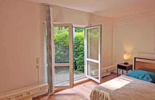 Connewitz Apartment | HappySide Karli Loft 1- Parkplatz - WLAN - SmartTV