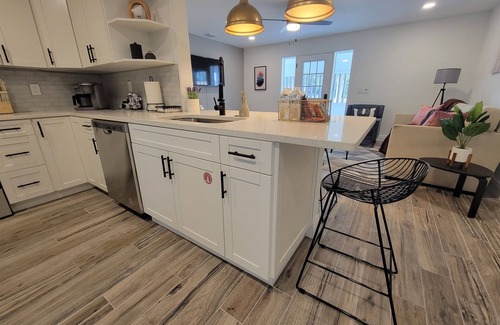 Clearwater House | Harbor Breeze Hideaway! - 4/2 - King size bed♔