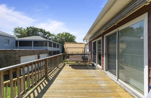 Willoughby Spit House | Harbor Delight On The Bay - Private Sandy Beach! 4 Bedroom Home by RedAwning
