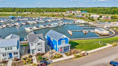 Ottawa House | Harbor Haven