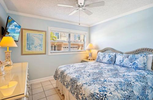 Sunset Beach House | Harbor House 37