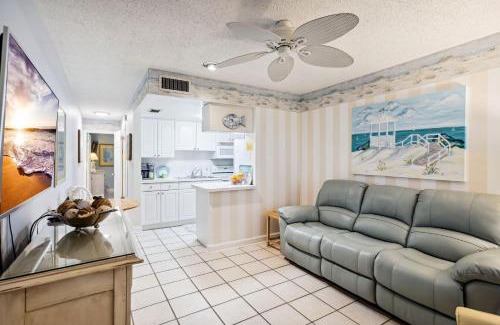 Sunset Beach House | Harbor House 37