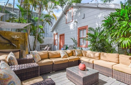 Historic Seaport Villa | Harbor Walk Hideaways - African Queen Suite | Downtown
