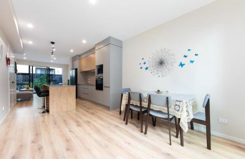 Hobsonville Apartment | Harborlight-Modern 2 Bedroom Townhouse in Hobsonville
