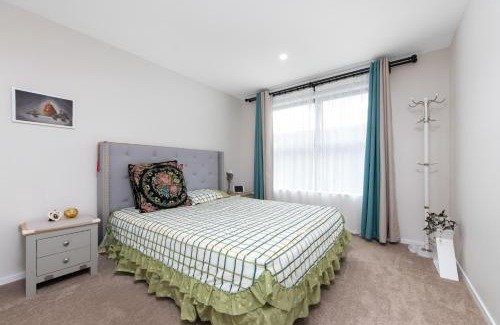 Hobsonville Apartment | Harborlight-Modern 2 Bedroom Townhouse in Hobsonville