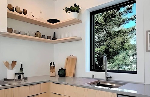 East End Apartment | Harborview - Curated East End Escape w/Parking