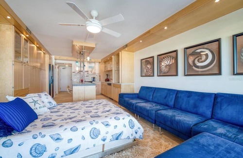 Sand Key Condo | Harbour Light Towers 505 - Directly Beachfront