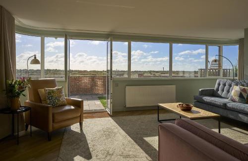 Southwold House | Harbour Lights