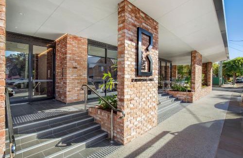 Wickham Apartment | Harbour Towers, Newcastle's Elite Apartment Stays, Free Parking & Tram Access