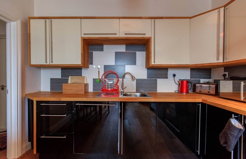 Ramsgate Apartment | Harbour view - 2 bed apartment with stunning harbour views