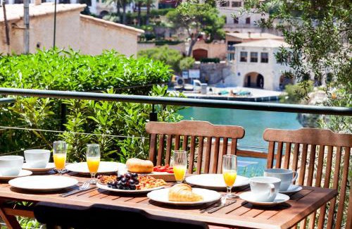 Cala Figuera Apartment | Harbour view 2