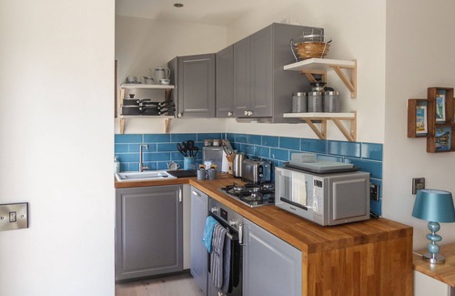 Looe Apartment | Harbour View Apartment