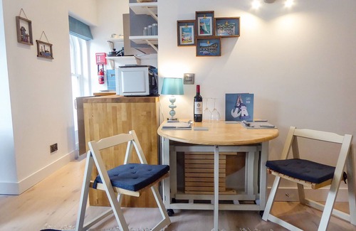 Looe Apartment | Harbour View Apartment