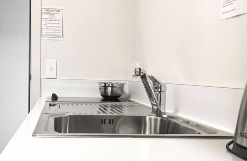 Timaru Hotel | Harbour View Motel