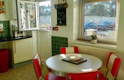 Hopton Apartment | 'Harbour View' on the river by Gorleston's award winning beach - Pet free!