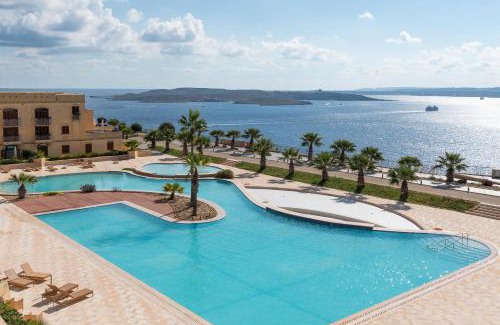 Ghajnsielem House | Harbour Views Duplex Maisonette with Jacuzzi Hot tub