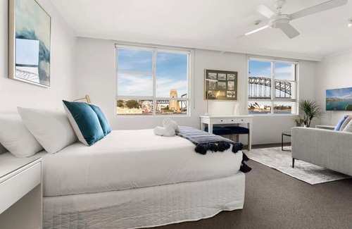 McMahons Point Apartment | Harbourside #15
