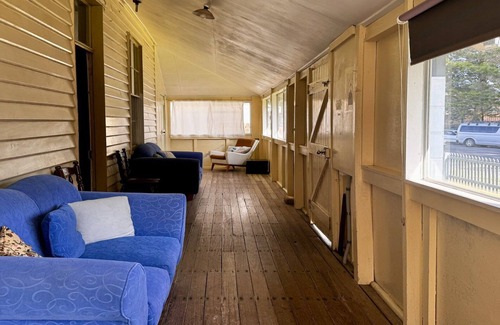 Angourie House | Harbourside, 7 Harbour Street