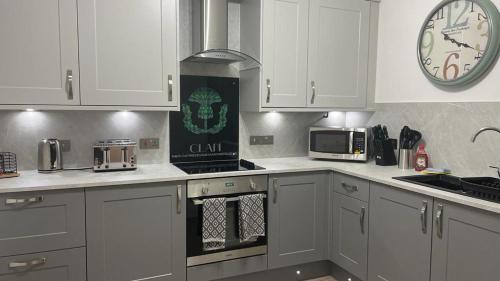 Wick House | Harbourside by Caithness Luxury Apartments NC500 - 2 Bedroom holiday home - Sleeps Work teams upto 2 & holiday makers upto 6 with bike store