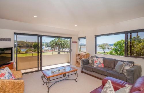 Whangamata House | Harbourside Haven - Whangamata Holiday Home
