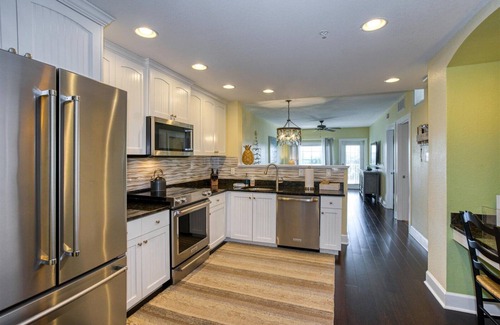 Independence Square Condo | Harbourside 2 BD/2BA Beautiful Condo and Waterpark - 4 FREE waterpark passes