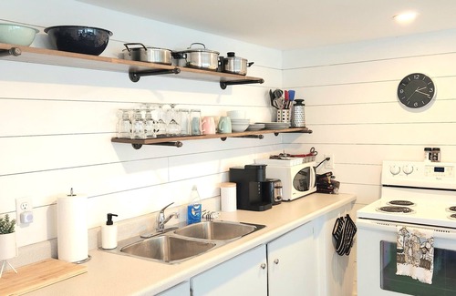 Pointe-du-Chene Cottage | Hardy’s Parlee beach suite