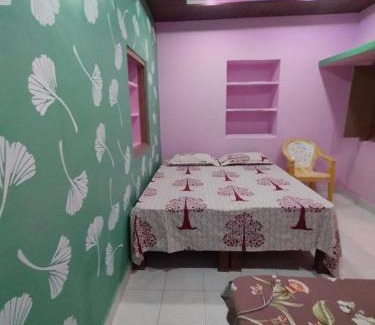 Hampi House | HAREKRISHNA GUESTHOUSE HAMPi