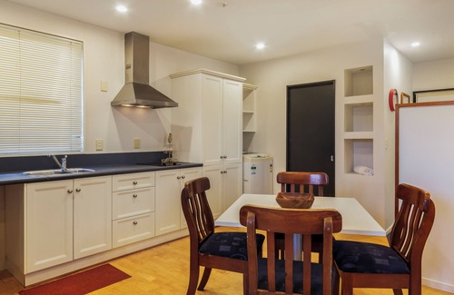 Christchurch Cabin | Harewood Lodge